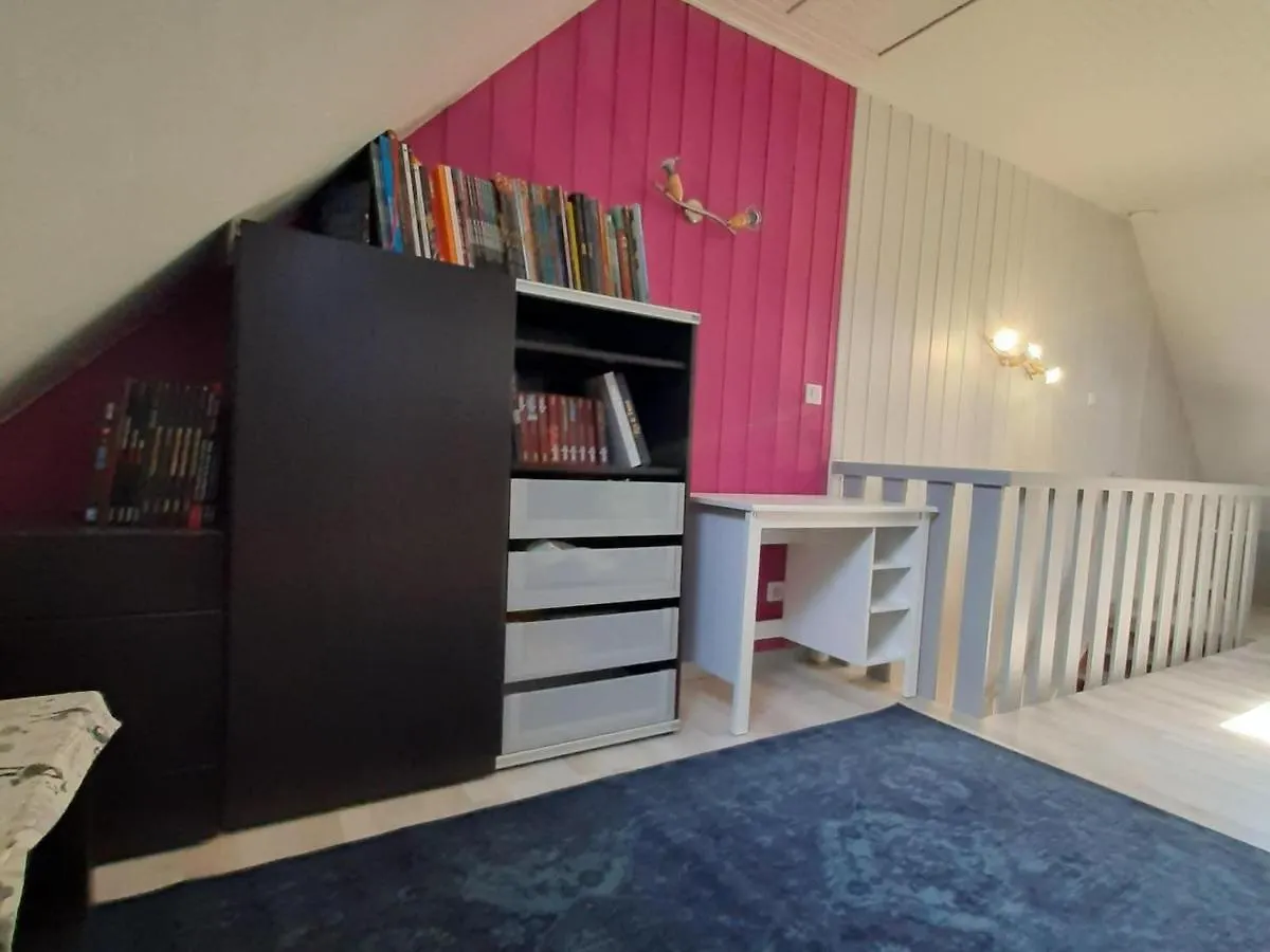 Apartment Grand Appartement Avec Poele, 2 Chambres Et Dortoir Pres Du Village - Fr-1-515-147 Villard-de-Lans
