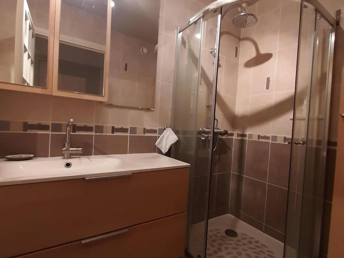 Grand Appartement Avec Poele, 2 Chambres Et Dortoir Pres Du Village - Fr-1-515-147 Villard-de-Lans Apartment