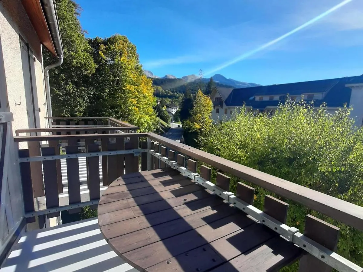 Grand Appartement Avec Poele, 2 Chambres Et Dortoir Pres Du Village - Fr-1-515-147 Villard-de-Lans